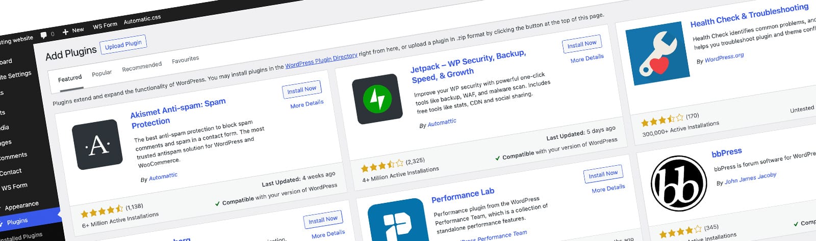 WordPress dashboard showing website editing interface